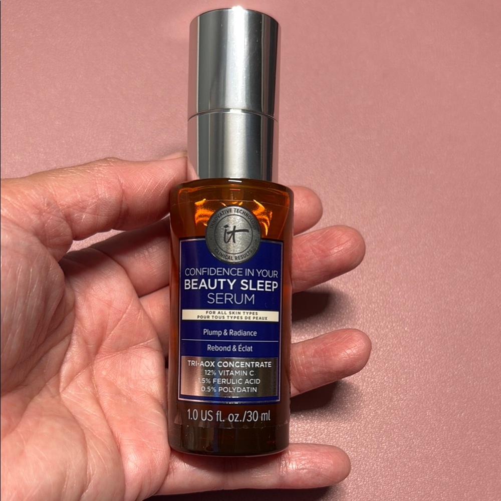 IT Cosmetics Silver and Brown Radiance Serum